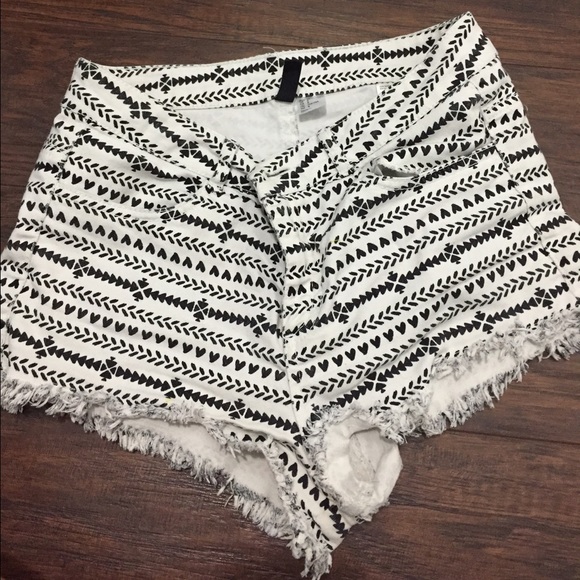 Short - Picture 1 of 2