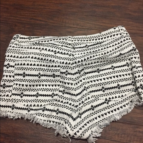 Short - Picture 2 of 2