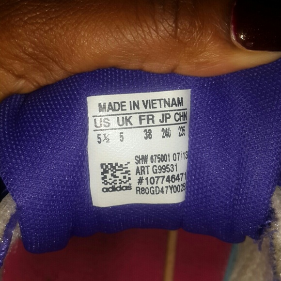 Addidas Samoas - Picture 3 of 3