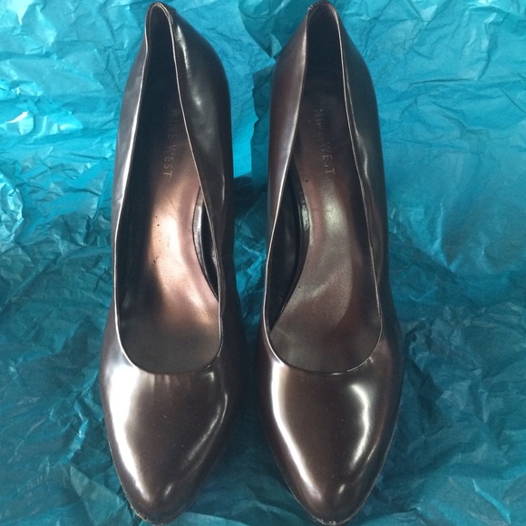 Nine West Chocolate Pumps