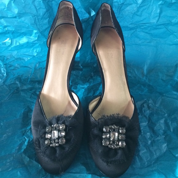 VERA WANG black formal pumps
