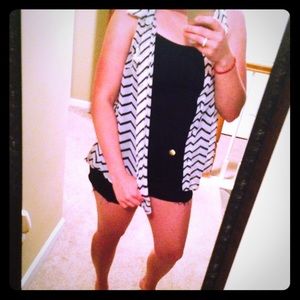 Black/ white pattern summer  tank