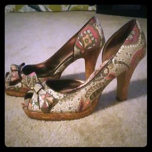 Unlisted pre loved shoes