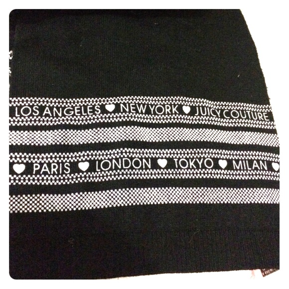 Black Scarf