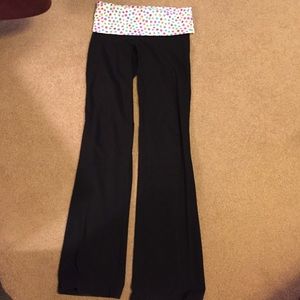 Victoria's Secret Pink yoga pants