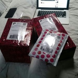 Anymore orders?