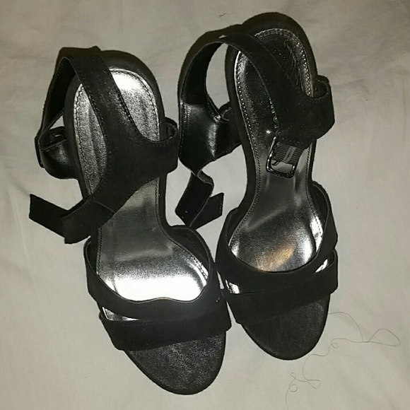 Colin Stuart platform sandal