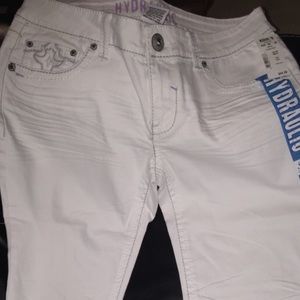 Hydraulic capri, brand new with tags, size 13/14