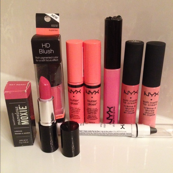 *SOLD***NYX ELF lip & cheek pink