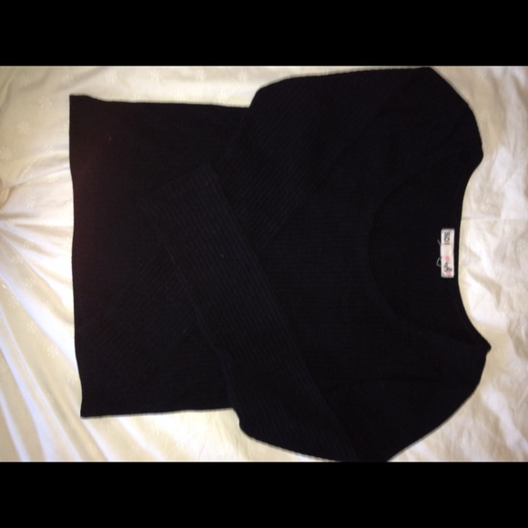Black long sleeve shirt