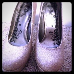 Cream gold tan glitter nude sparkle glitter pumps