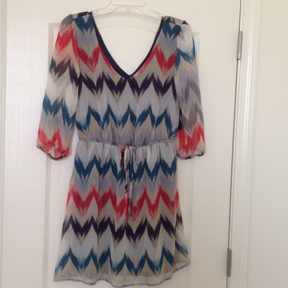 BeBop Dresses & Skirts - 🔴CLEARANCE🔴NWT chevron dress - M