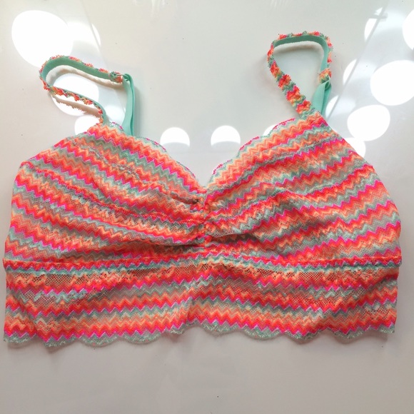 VS Pink Lace Bralette