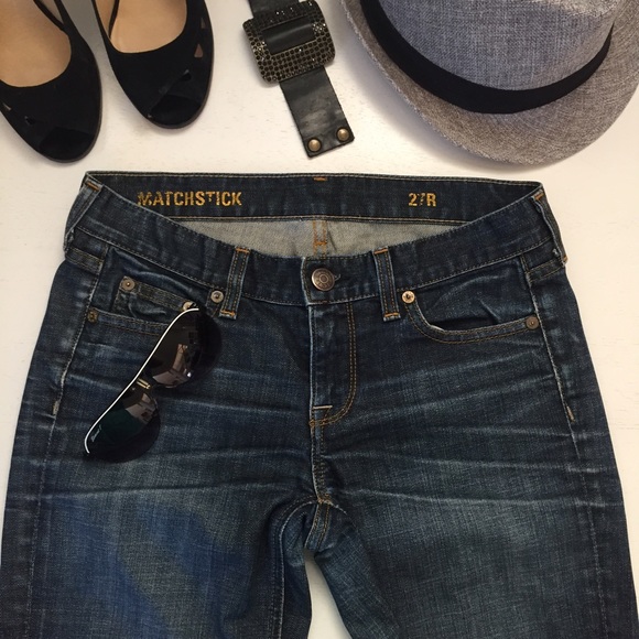 • Hello Gorgeous J. Crew Matchstick Jeans • - Picture 2 of 4