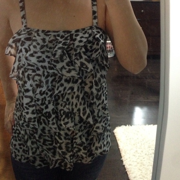 Top - Picture 3 of 3