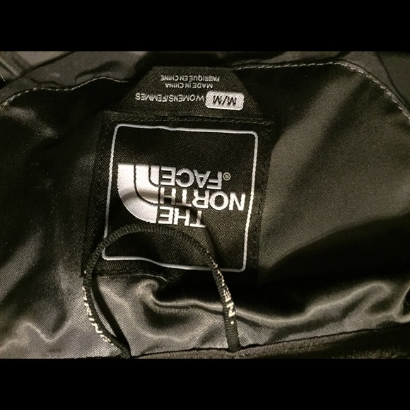 North face jacket - Picture 3 of 4