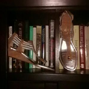 Donald Pilner sandals