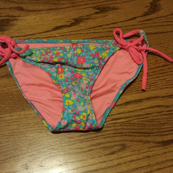Lowest PRICE!Victoria's Secret Swim Bottoms
