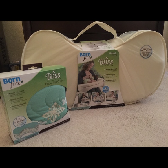 🚫SOLD🚫Born Free Nursing Pillow & Case