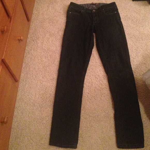 Sz 27 dark Paige Skinny Jeans