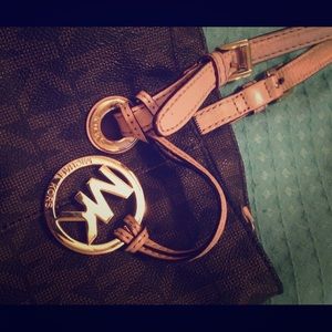 Michael kors purse!