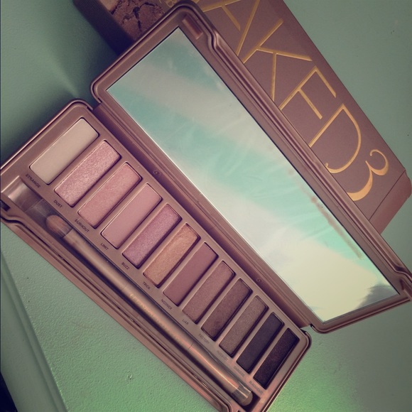 💯% Authentic Brand new in box, Naked 3 Pallet!