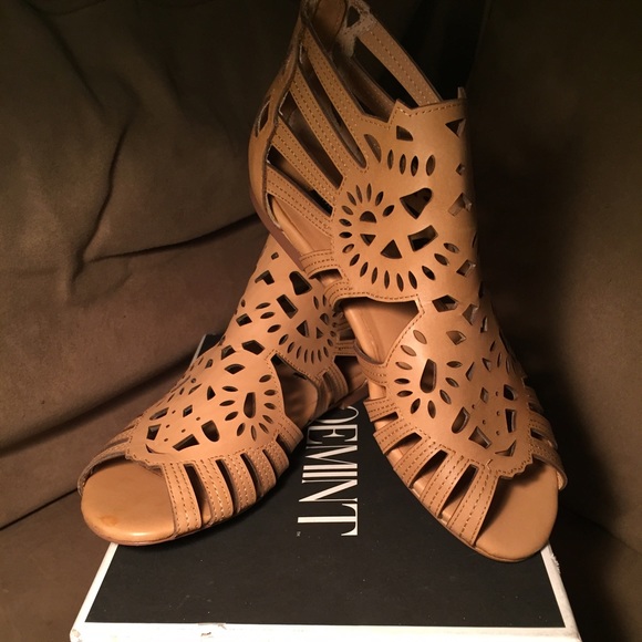 Shoes - Stylemint nude laser cut flat booties. Never worn.