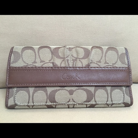 Coach wallet