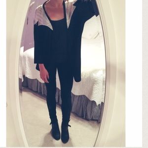 Reduced!💐Black and white oversized cardigan