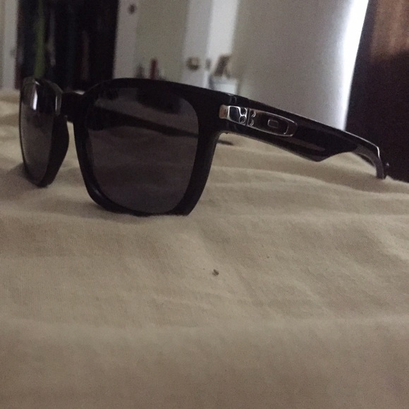 BUNDLE! Oakley & Throwback Nike Hightops