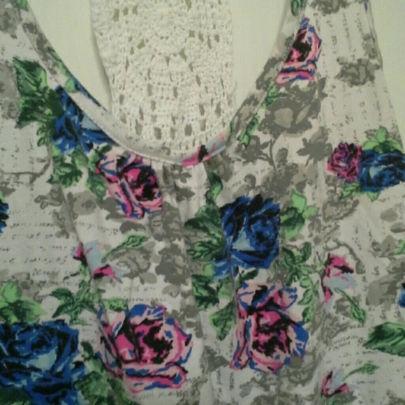 Flowered Romper - Picture 3 of 3
