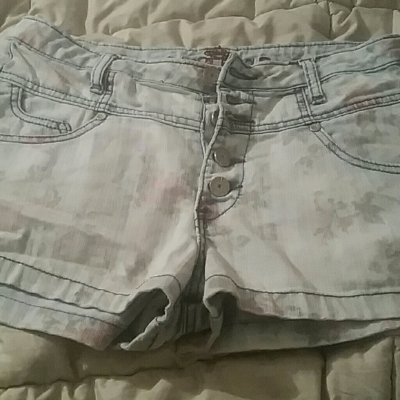 2014 denim floral shorts