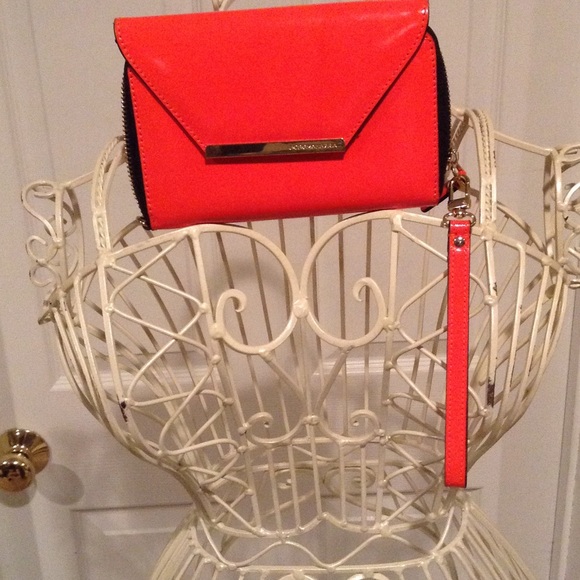 NEON ORANGE BCBG WRISTLET
