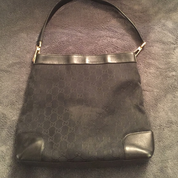 Gucci purse (original) like new