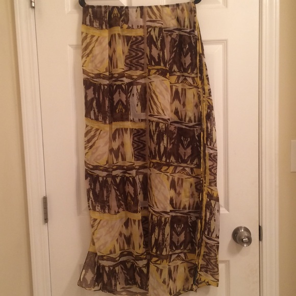 ☀️SOLD☀️ New Forever 21 Patterned Scarf! - Picture 2 of 3