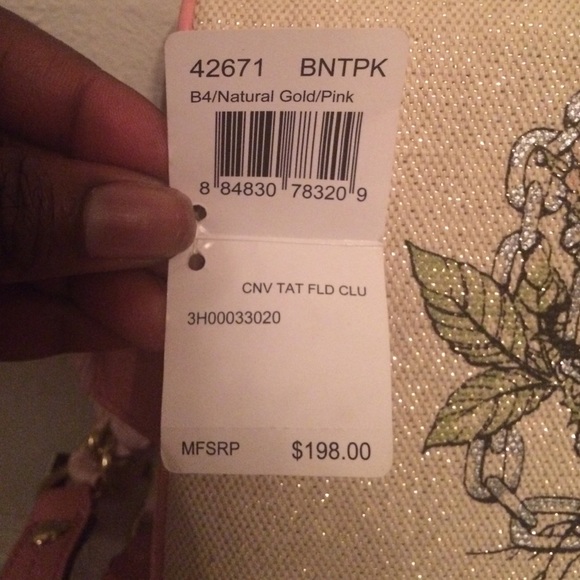 Authentic Coach Clutch! Great for summer! - Picture 2 of 4