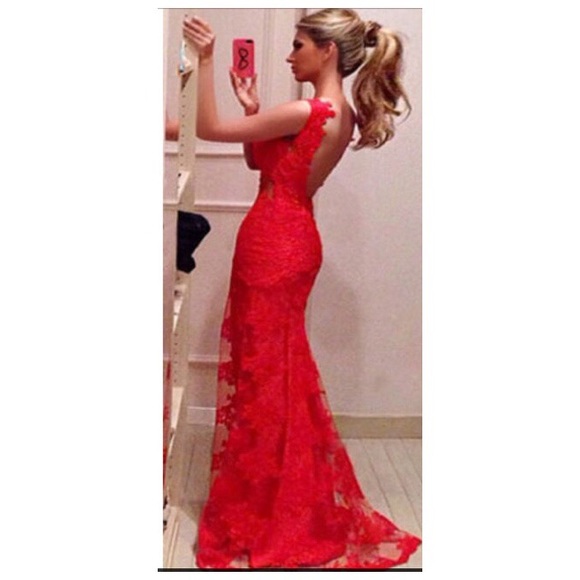❤️🚨💋RED LACE PROM DRESS💋🚨❤️