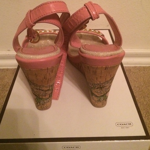 Authentic Coach Shoes! Great for summer! - Picture 3 of 4