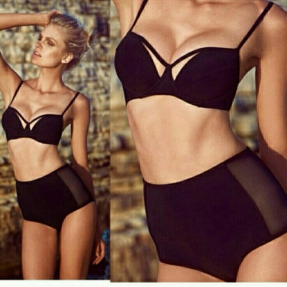 High waisted bikini