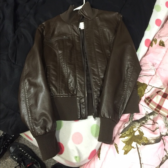 Brown leather jacket size large