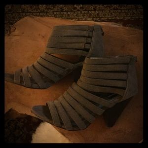 Lovers + Friends brown strappy sandals