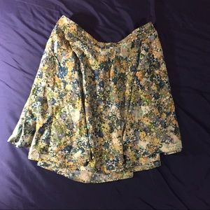 Floral print skirt