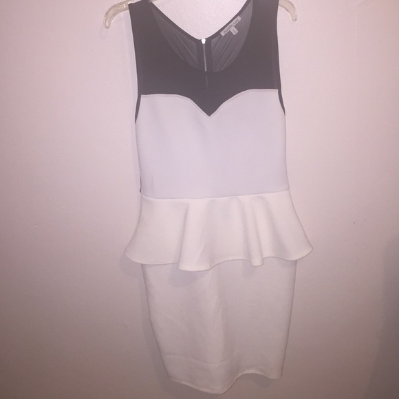 Bodycon peplum dress