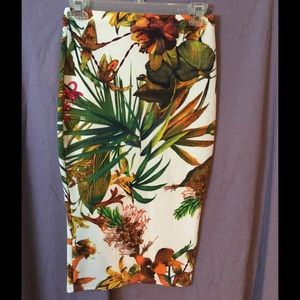 Printed multicolored pencil skirt