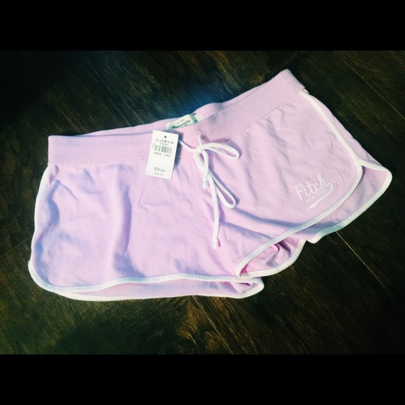 Hollister shorts NWT