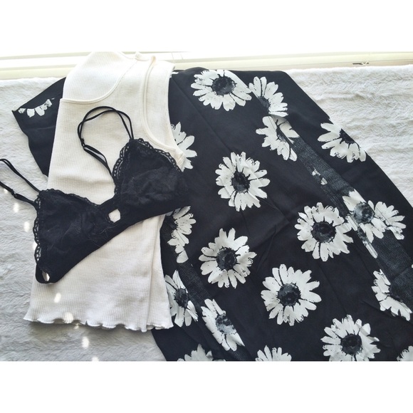Black & White Sunflower Maxi Skirt