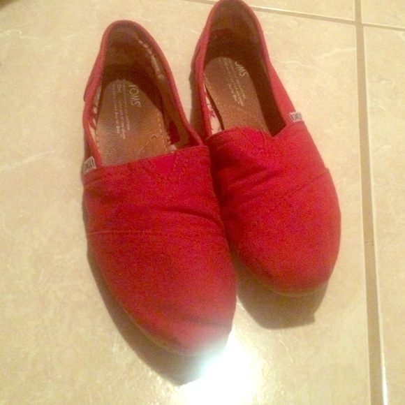 Red Toms