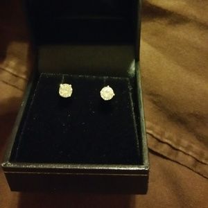 1/2 CT diamond earrings NEW
