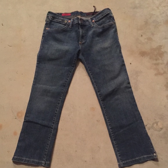AG Jean Capris w/ Zipper Pulls @ Hems - Picture 1 of 4