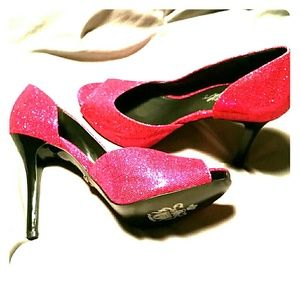 Fergie Awareness Shoe